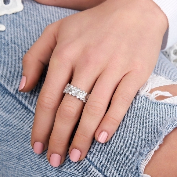 14K White Gold Plated Crystal Ring - Picture 4 of 6